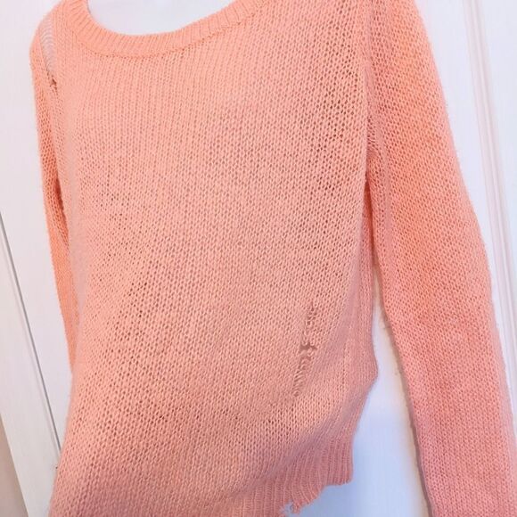 Distressed Knit Sweater in peach color Large @i1 - Picture 7 of 10